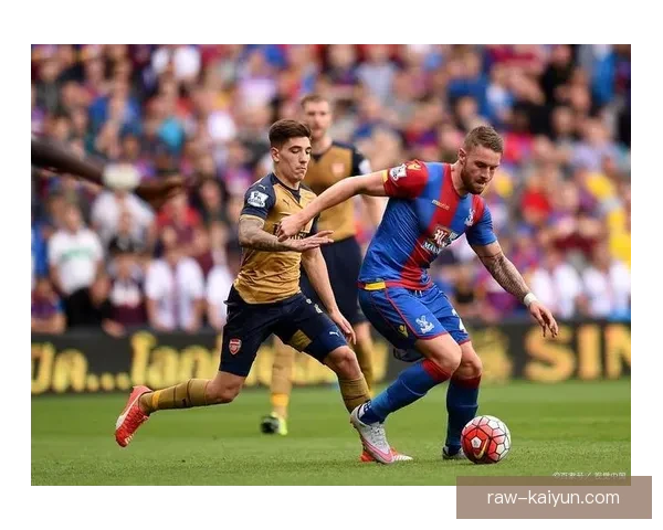 佛罗伦萨关键球员表现稳健，球队竞争力增强引人关注