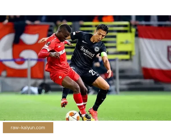 亚特兰大阵容深度持续提升，状态回暖值得关注。