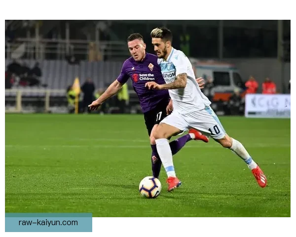 意甲米兰进攻爆发状态回暖，表现值得关注