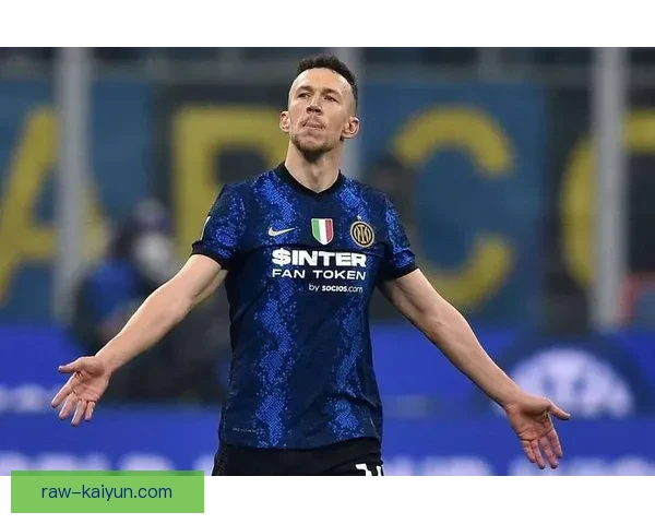 伊万·佩里西奇本赛季在英超表现稳健，攻防两端持续提升